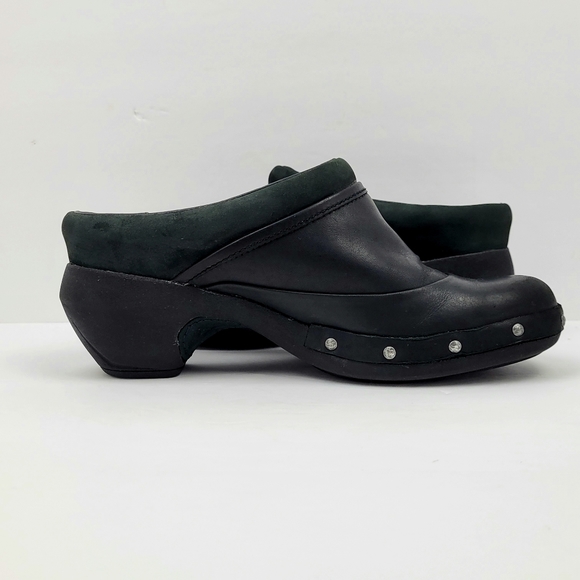 Merrell Studded Leather Clogs - Picture 7 of 11